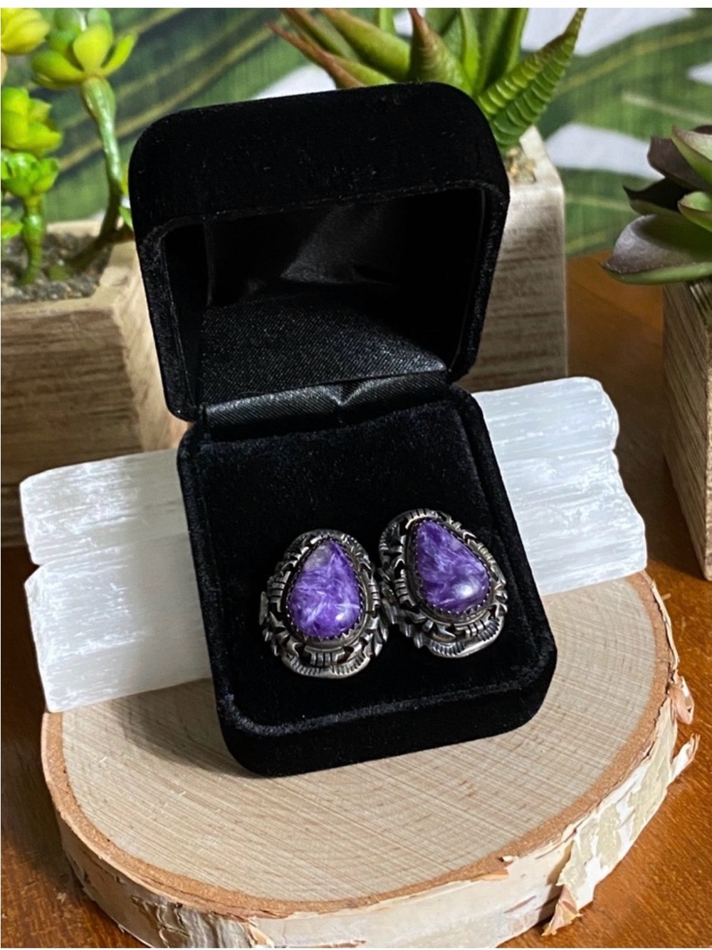 Vintage Navajo Sally Yazzie Purple Charoite Sterling Silver💜🩶